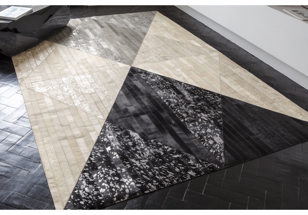 Marshall Cowhide Rug by Serge Lesage | Size: 300 x 400 cm