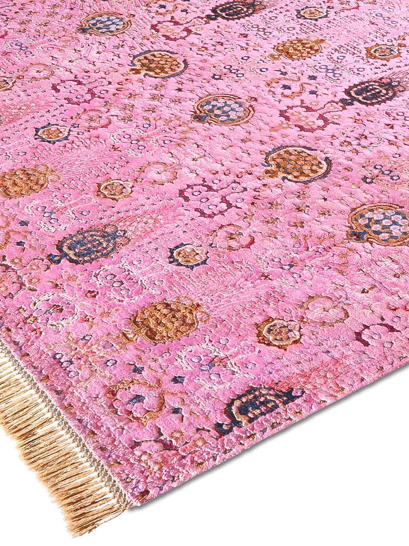 Isfahan Light Pink Wool & Silk Rug