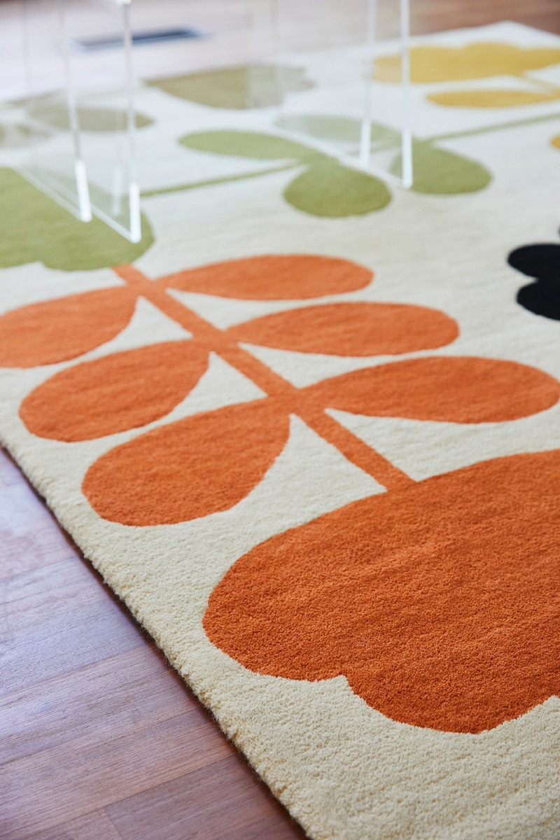 Floral Handwoven Rug ☞ Size: 250 x 350 cm