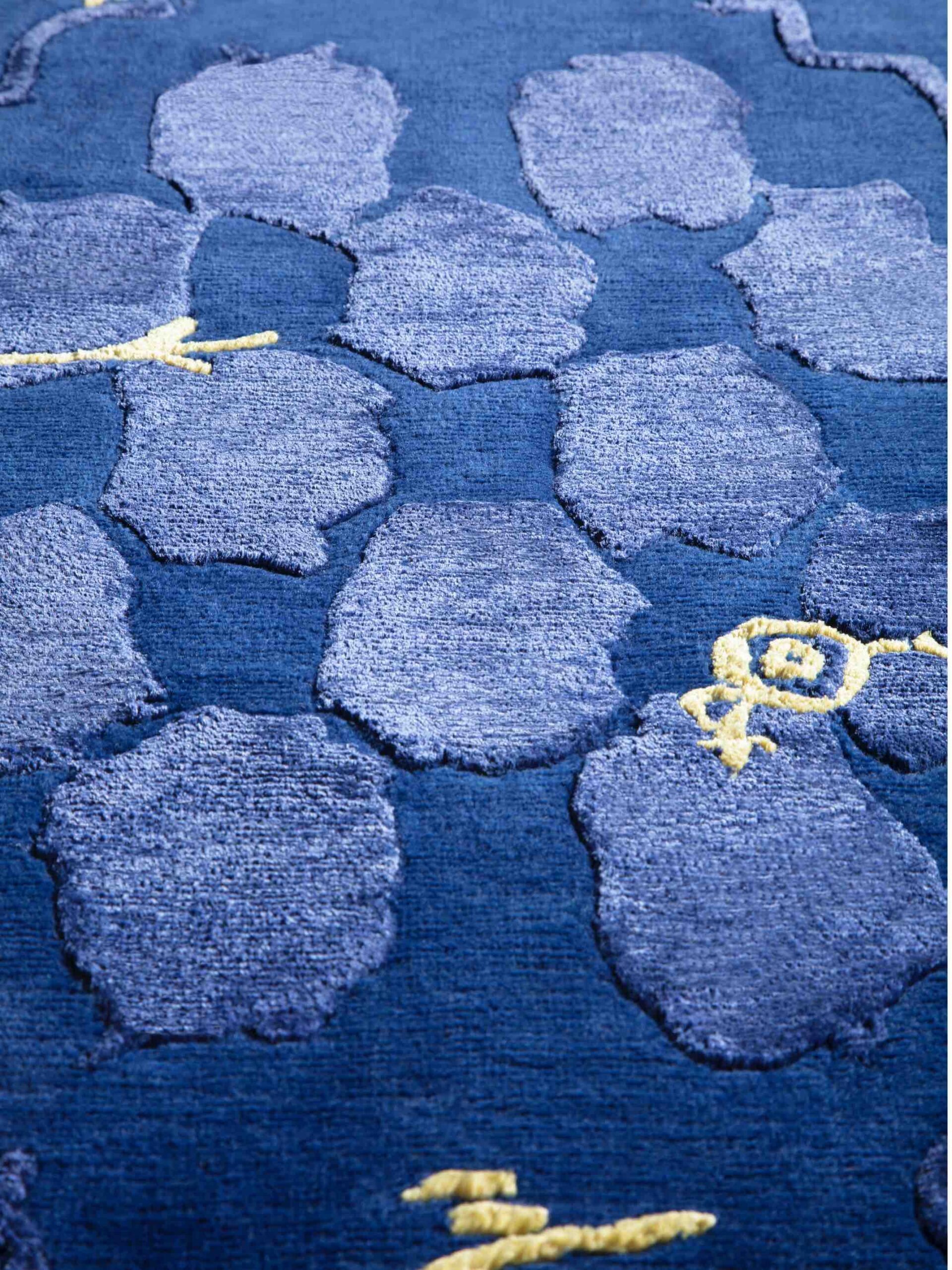 Noaidi Designer Wool / Viscose Rug
