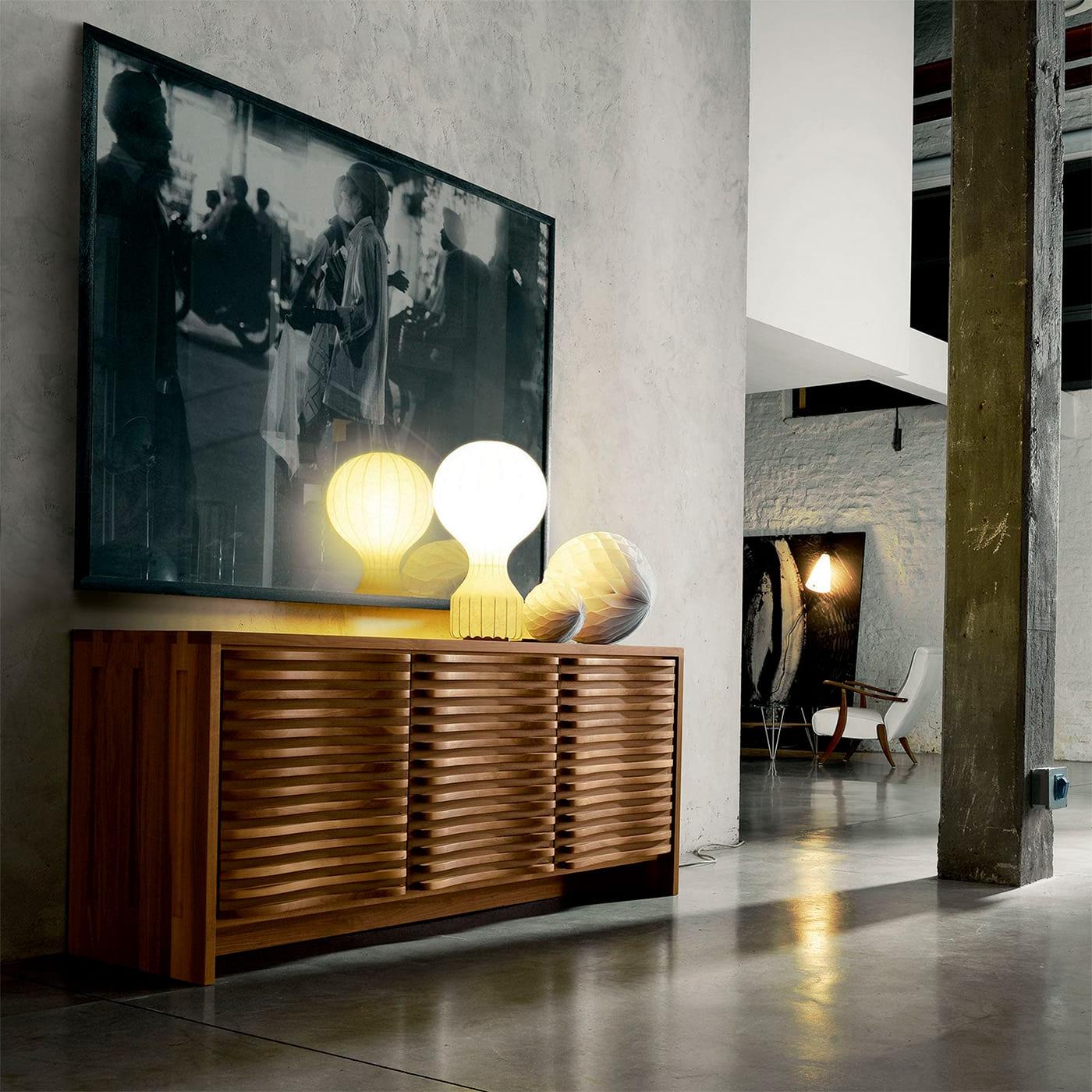 Sinuo Brown Elegant Sideboard