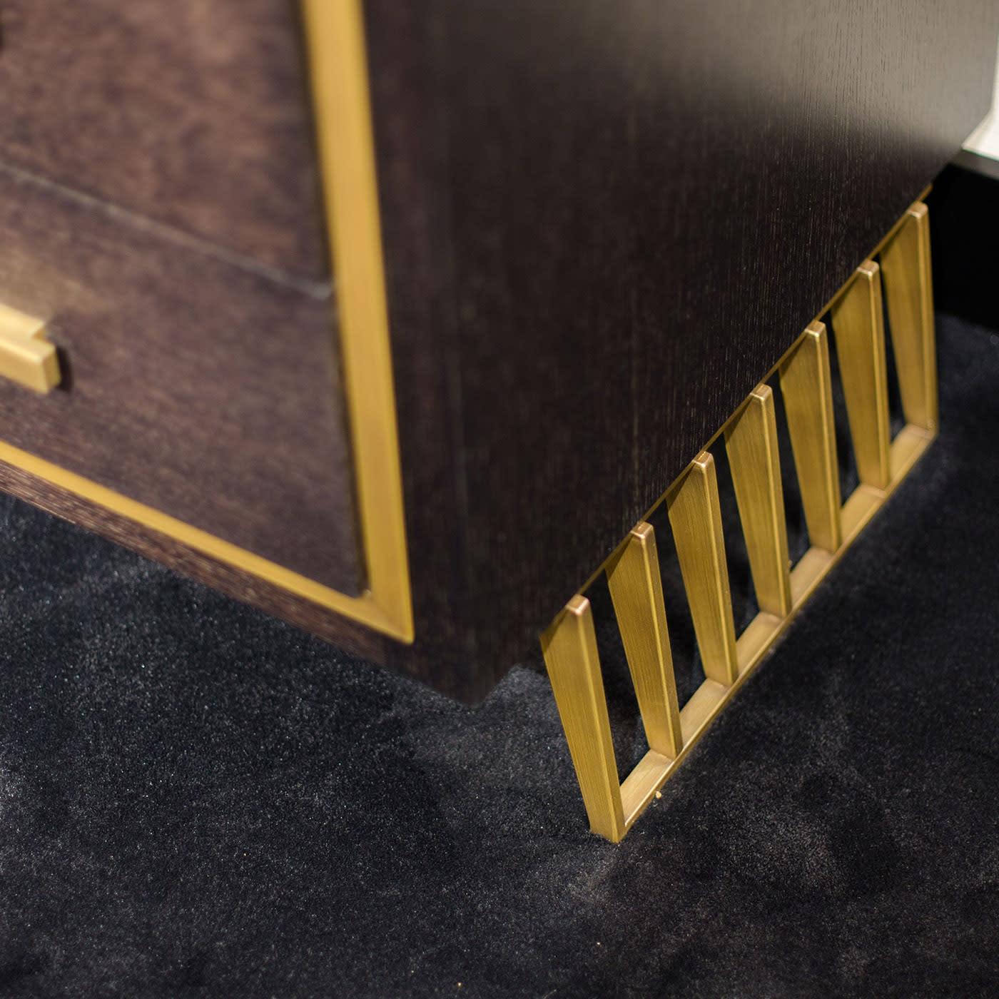 Hamptons Metal Dresser