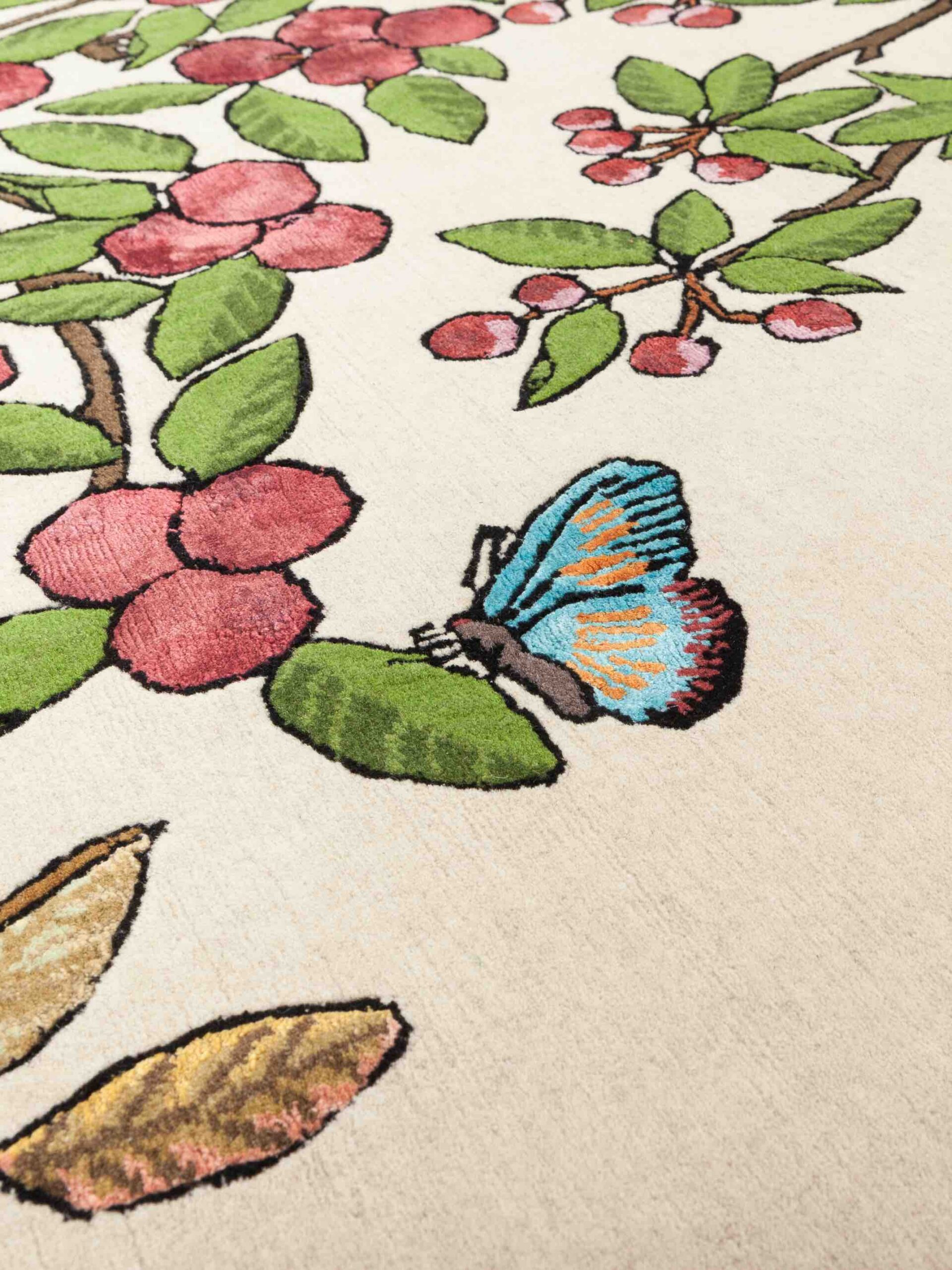 Transience Round Wool / Bamboo Silk Rug