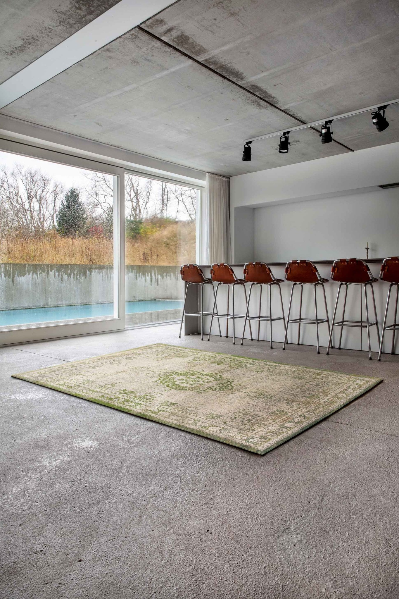 Medallion Green Flatwoven Rug