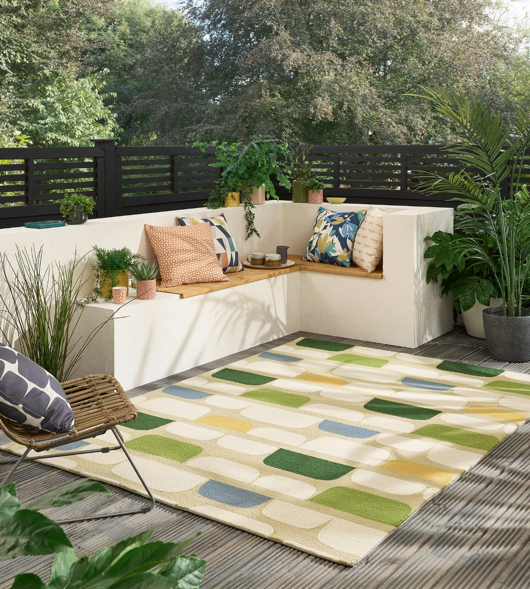 Beige / Multi Outdoor Hand-Woven Rug