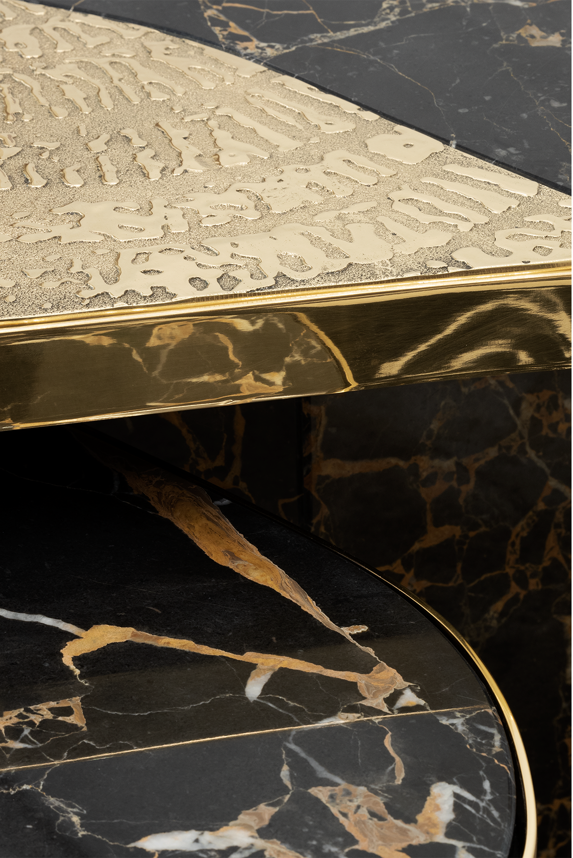 Portoro Table Set