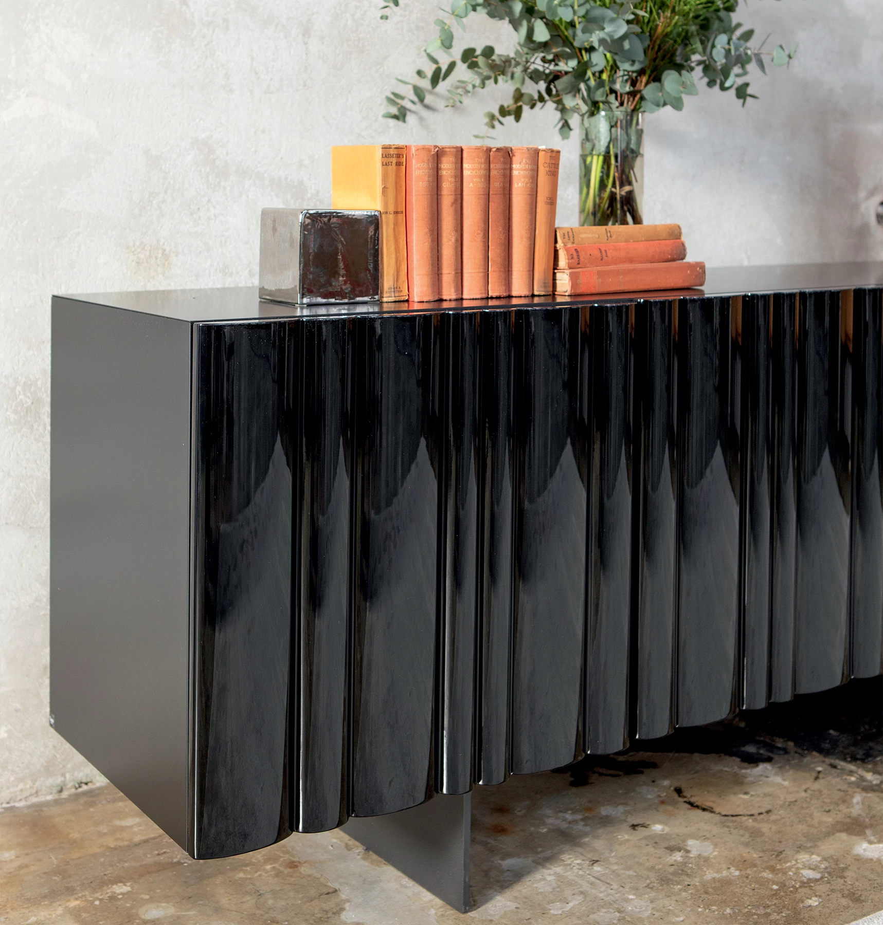 Bombè Luxe Sideboard