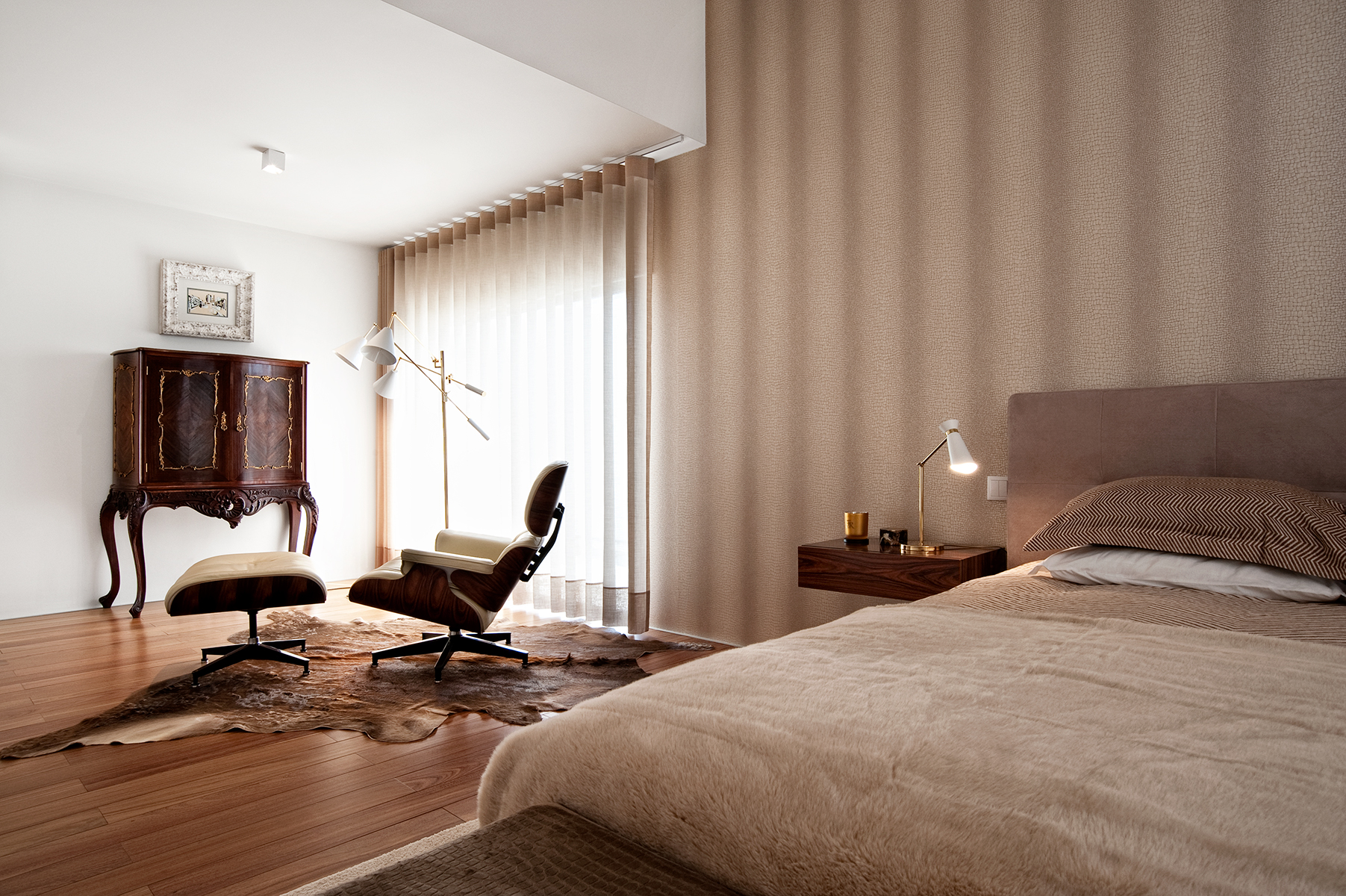 Serenade Shine Floor Lamp