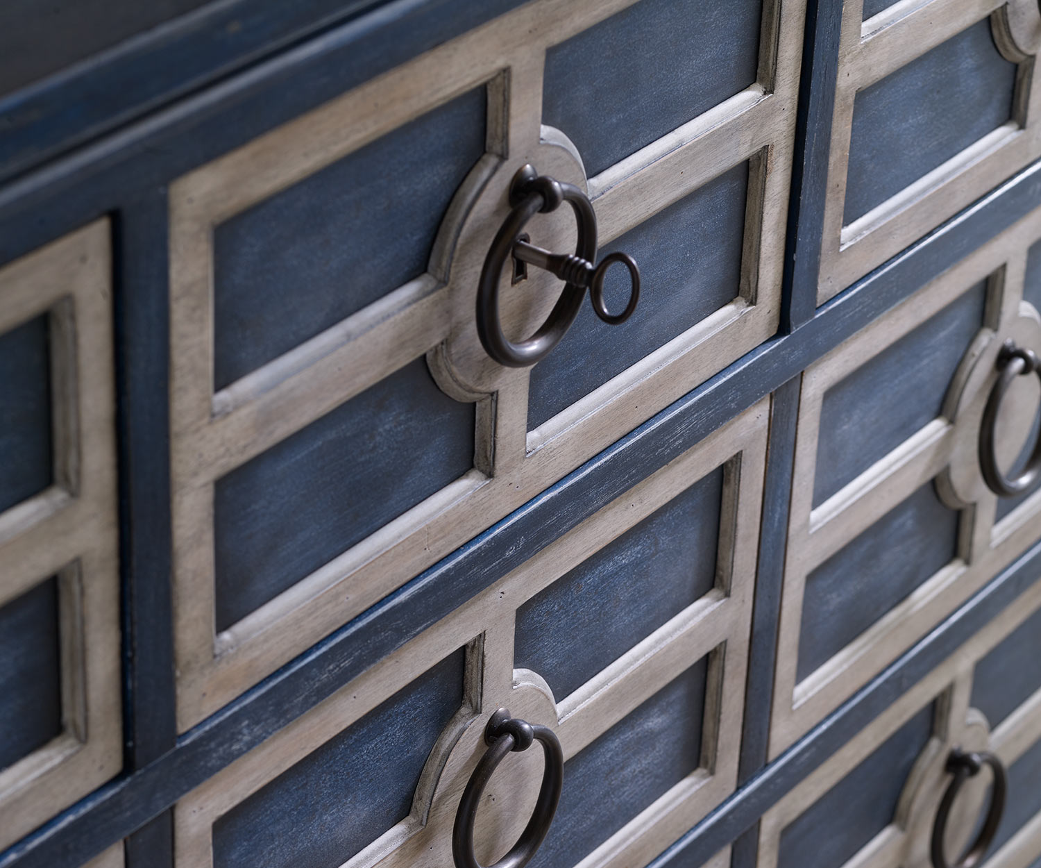 Midmoor Artisan Chest of Drawers