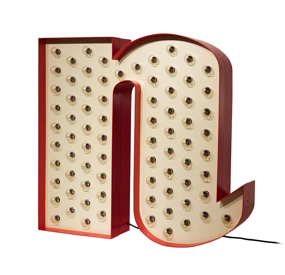 Noble Classic Letter N