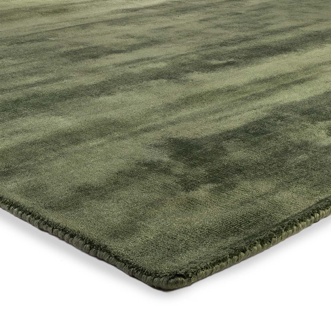 Trendy Shiny Tartan Viscose Rug