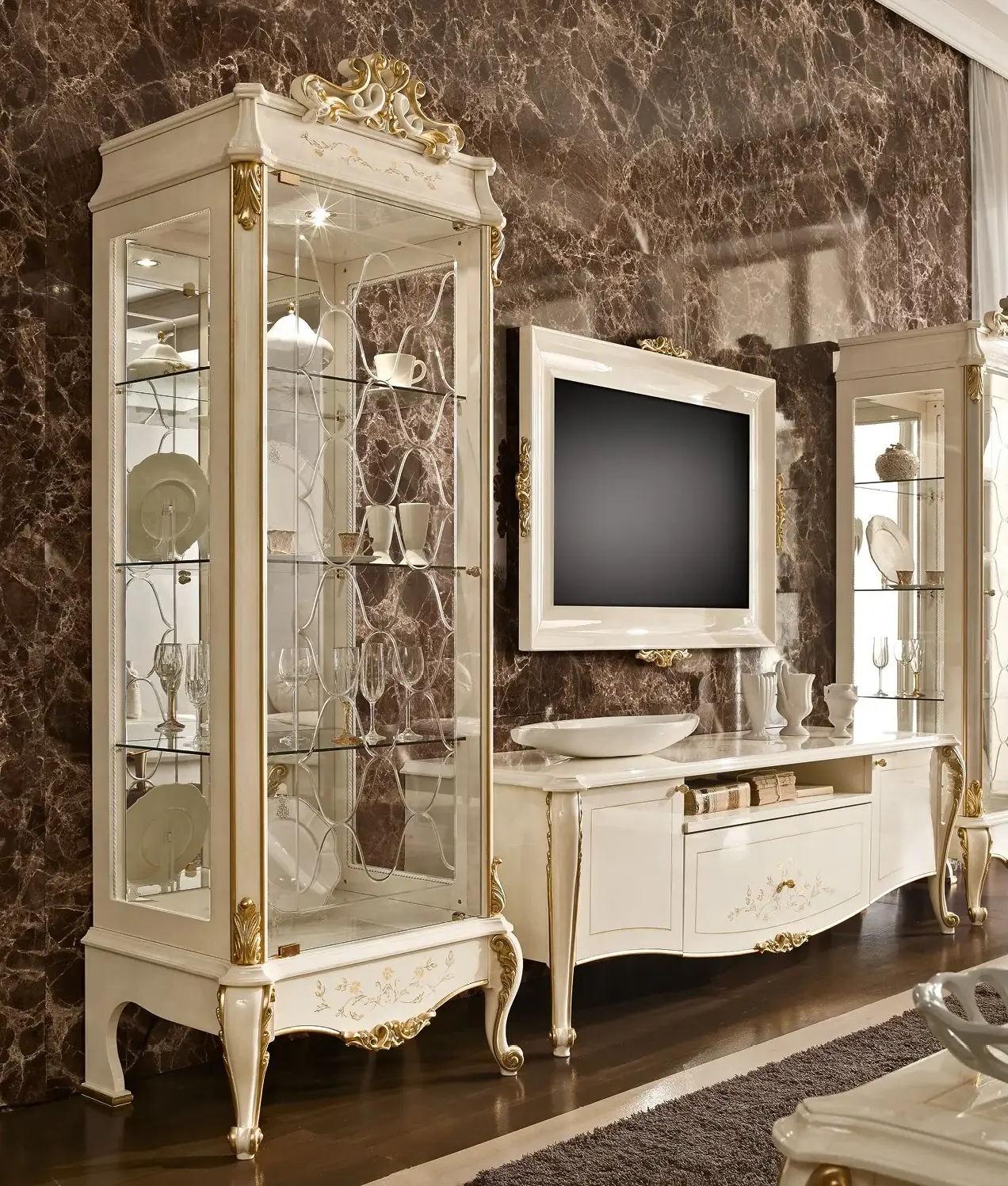 Classic Glass Display Cabinet