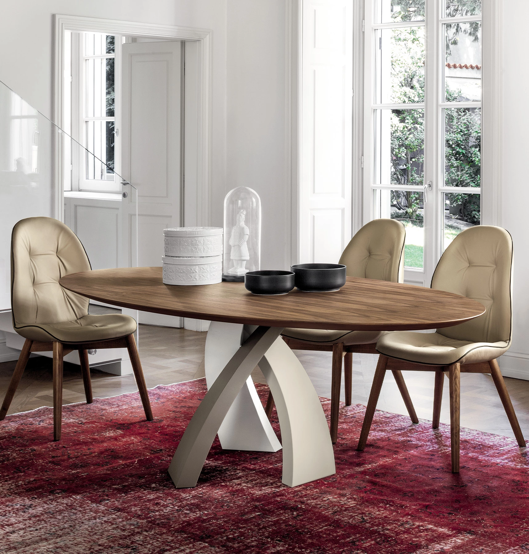 Eliseo Round Table - 1