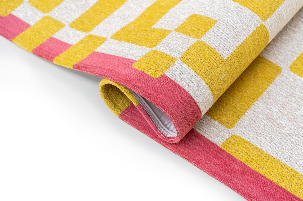 Cupcake Wilton Rug