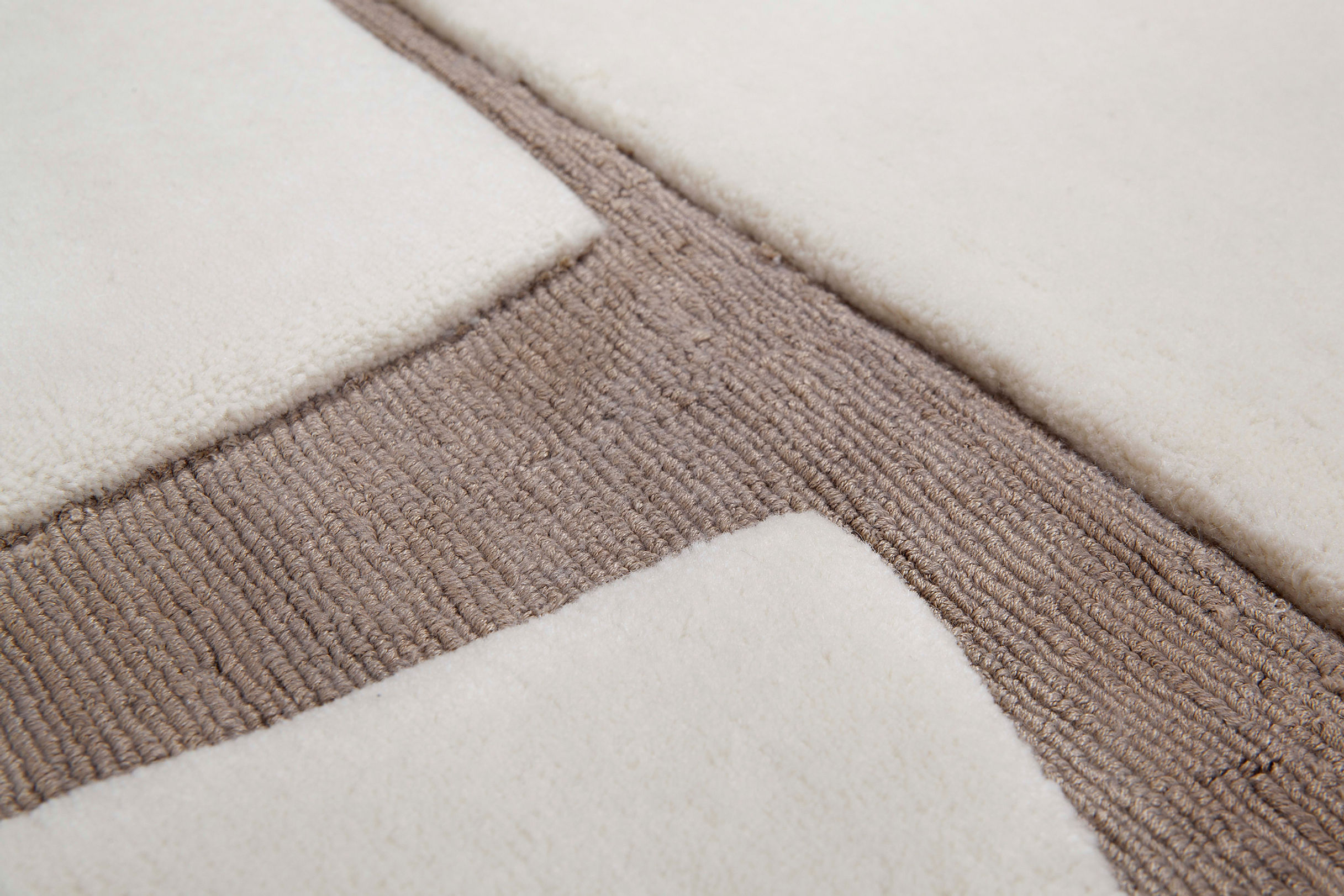 Designer Sand Rug | Size: 270 x 360 cm