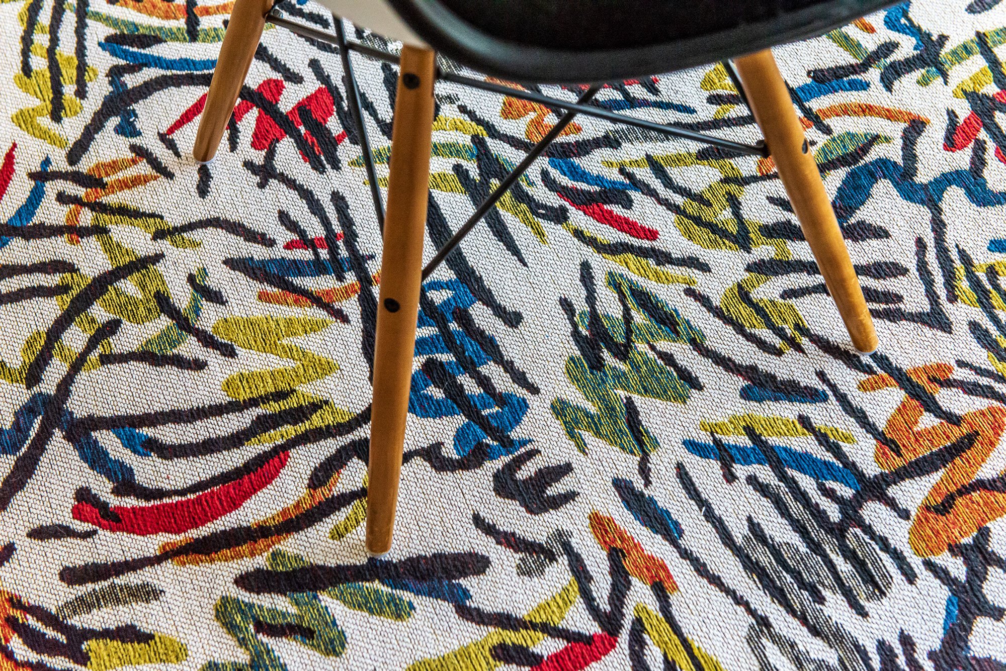 Urban Lines Grey Round Rug