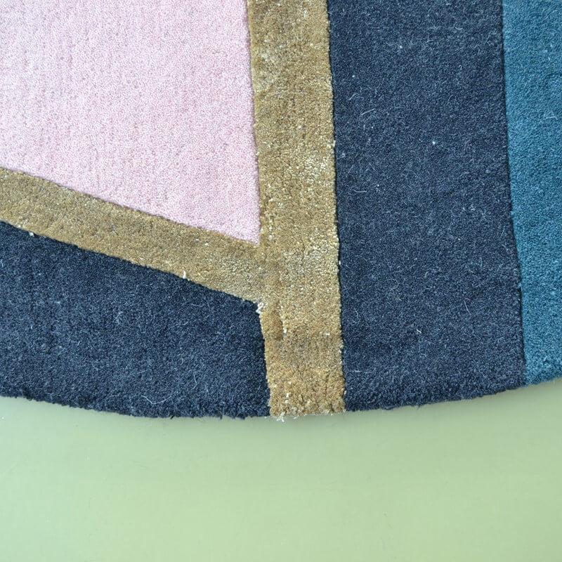 Wool / Viscose Rug