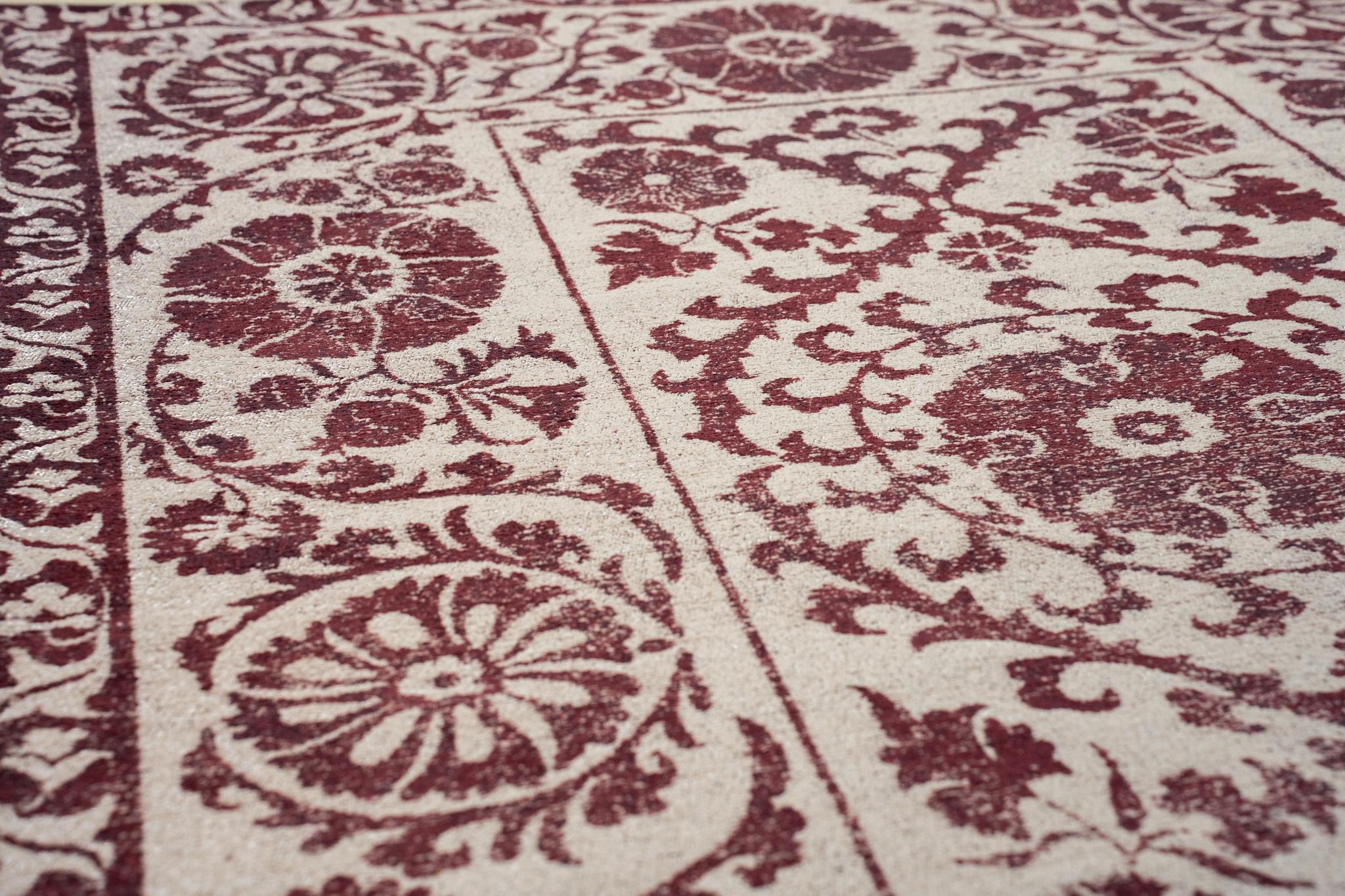 Burgundy Suzani Embroidered Rug | Size: 240 x 340 cm