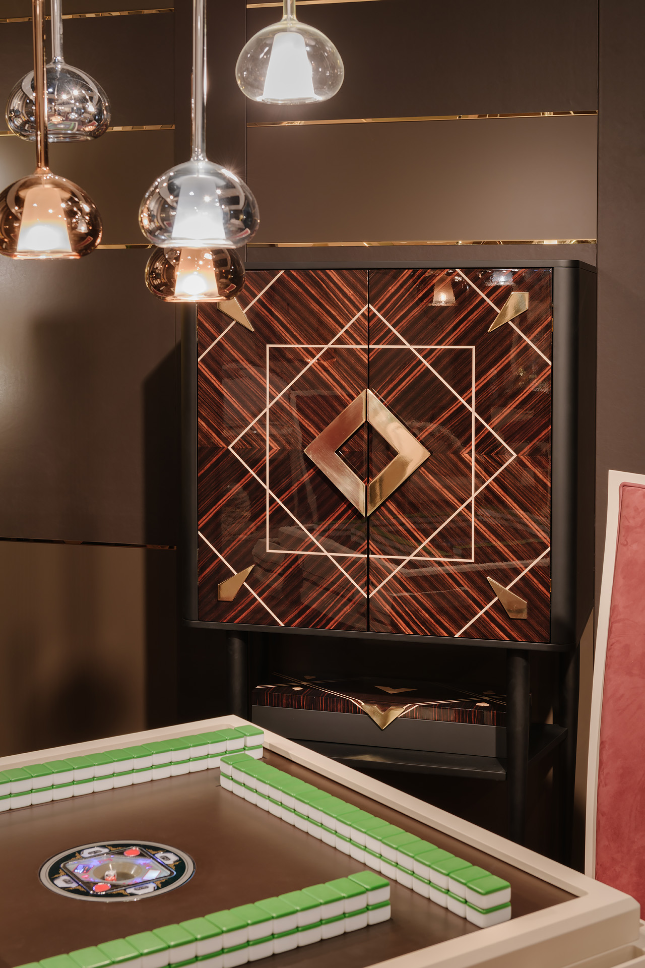 Spirit Grand Bar Cabinet