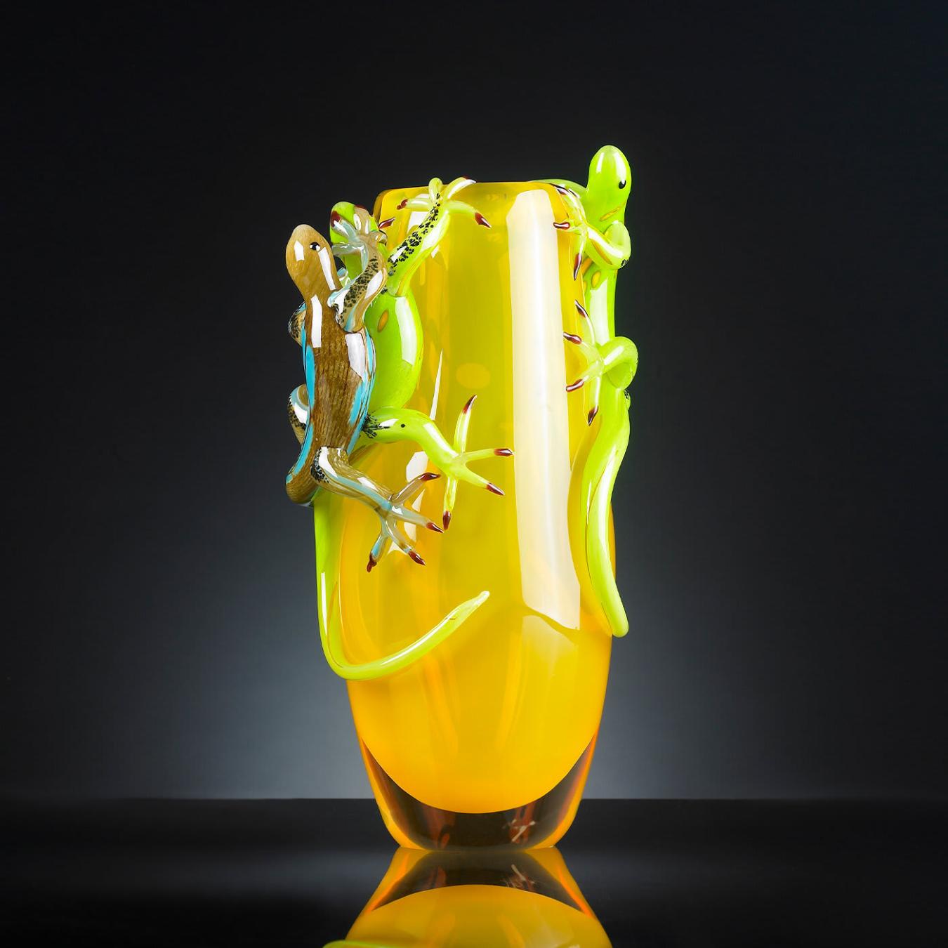 Geckos Italian Ceramic Vase