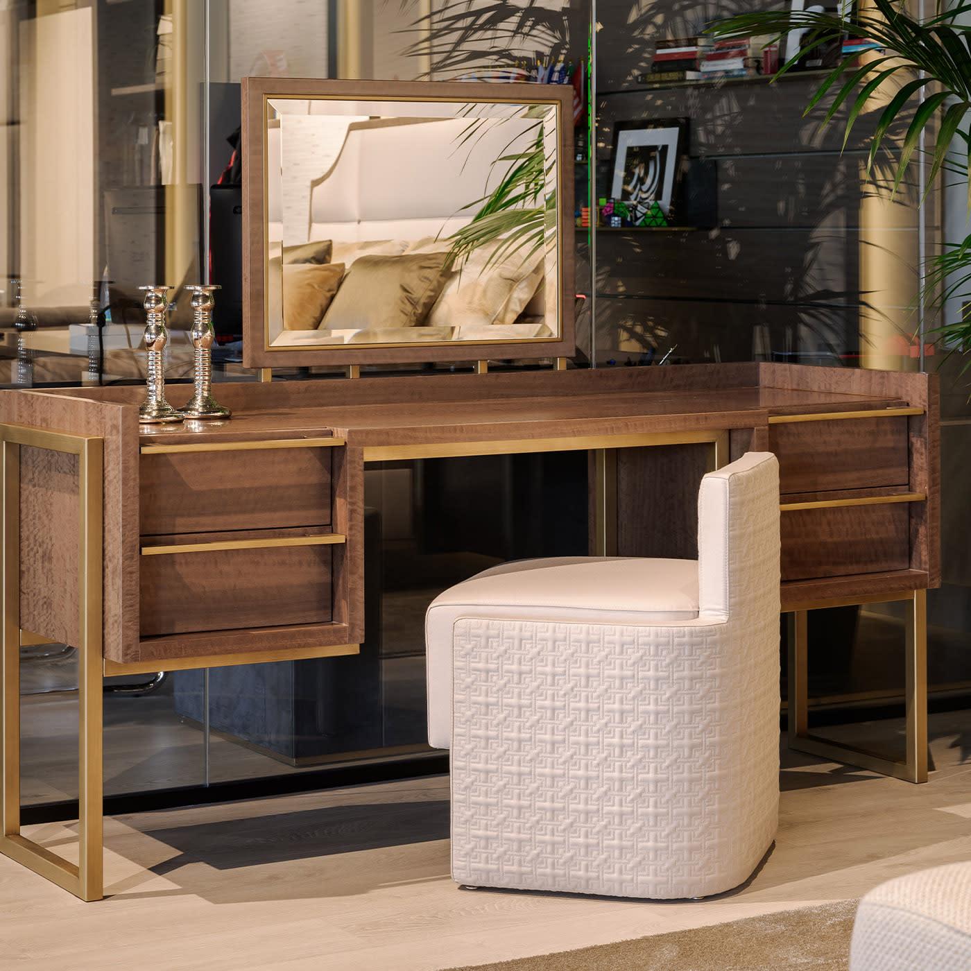 Baldwin Italian Vanity Table