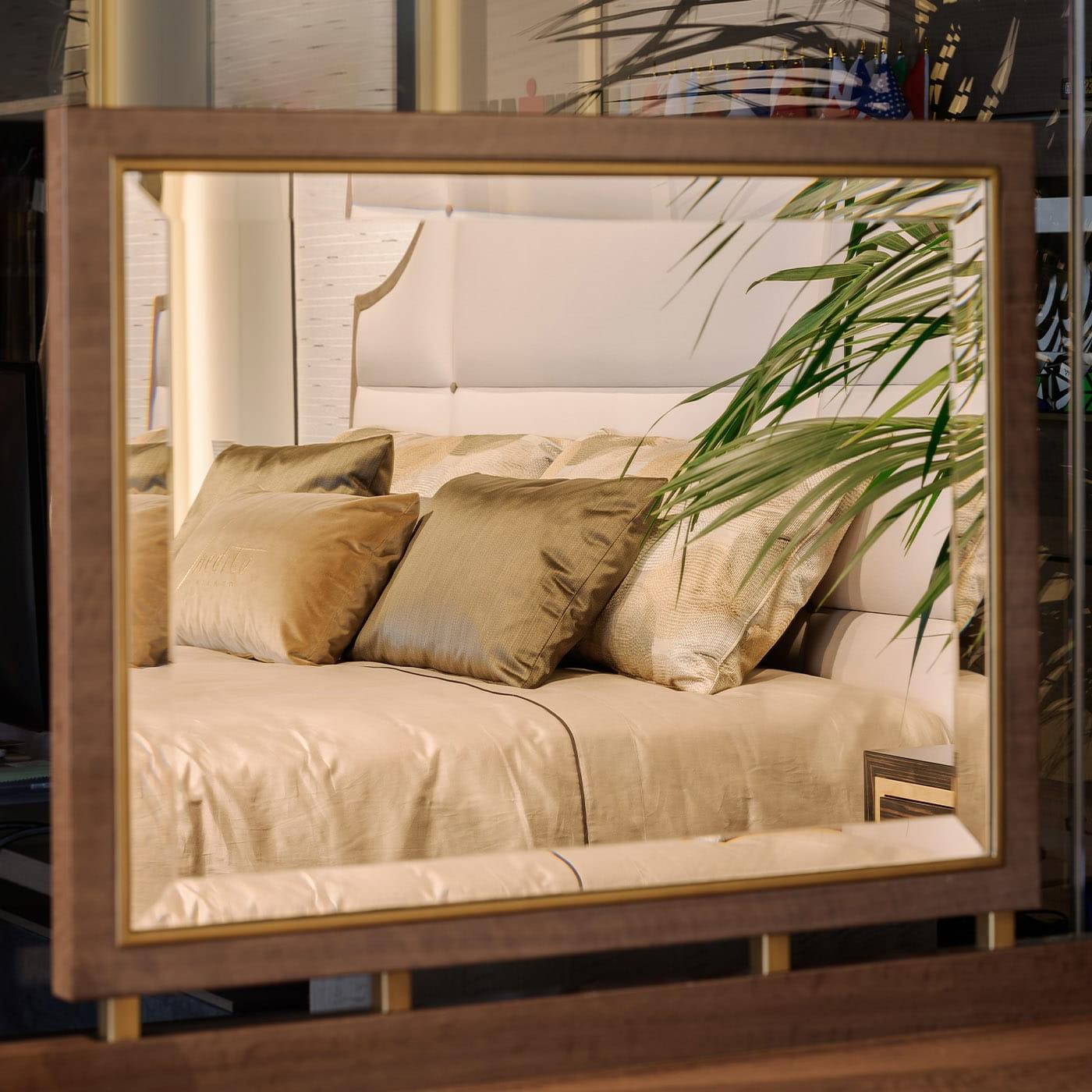 Baldwin Italian Vanity Table