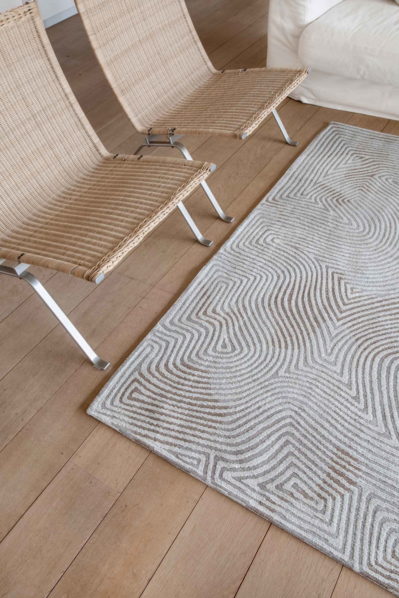 White Belgian Flatwoven Rug