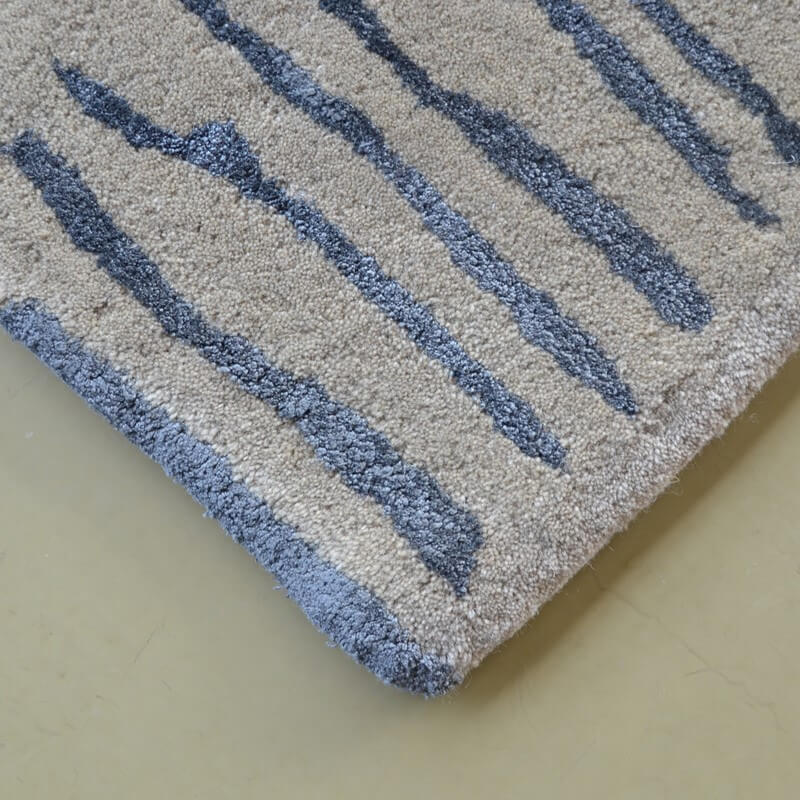 Skintilla Midnight Rug | Size: 200 x 280 cm