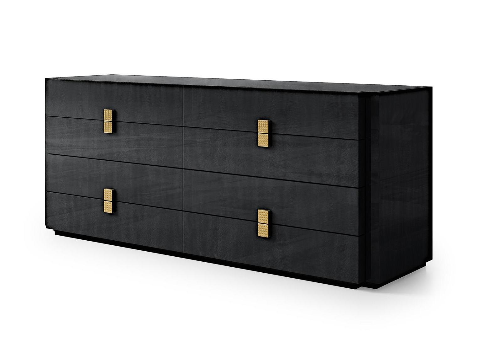 Secret Love Eight-Drawer Dresser