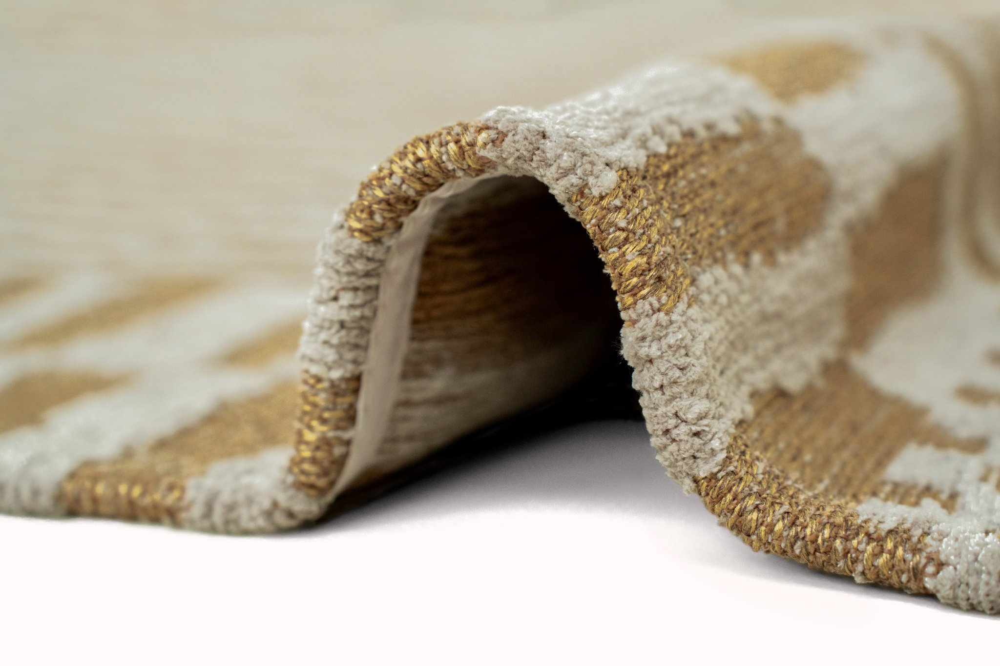 Golden Ochre Berber-Inspired Round Rug | Size: Ø 240 cm