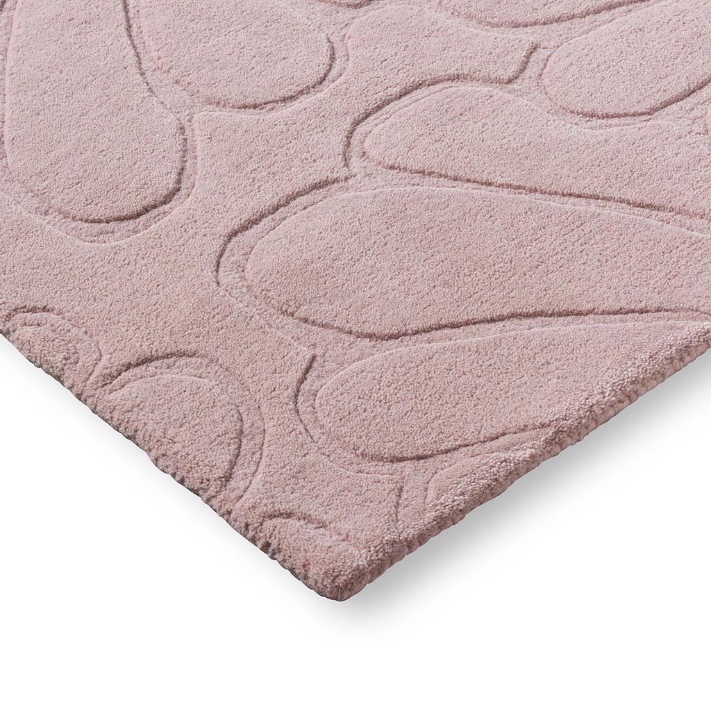 Petal Design Chalk Pink Rug | Size: 200 x 280 cm