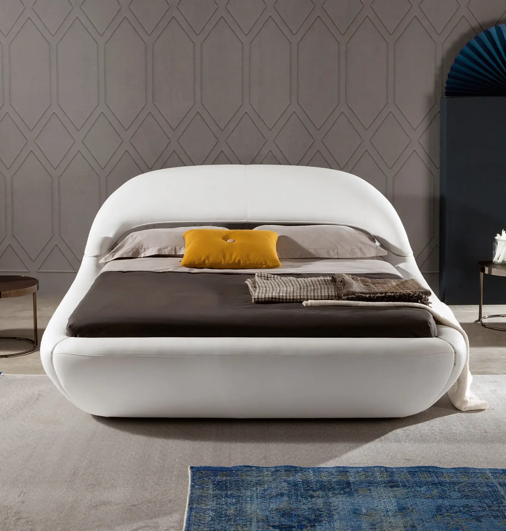 Sleepy Prestige Bed