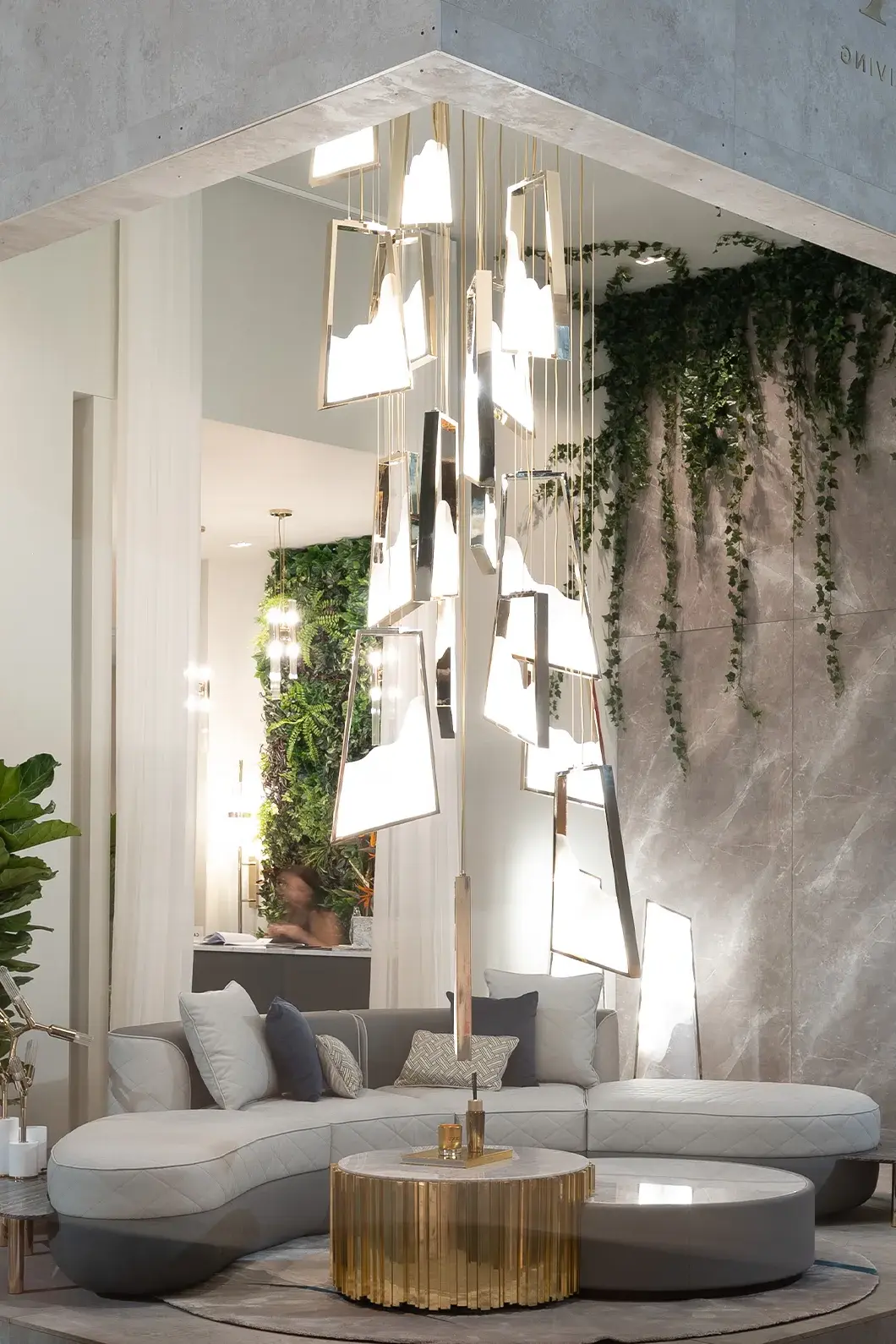 Noble Aura Chandelier - 14