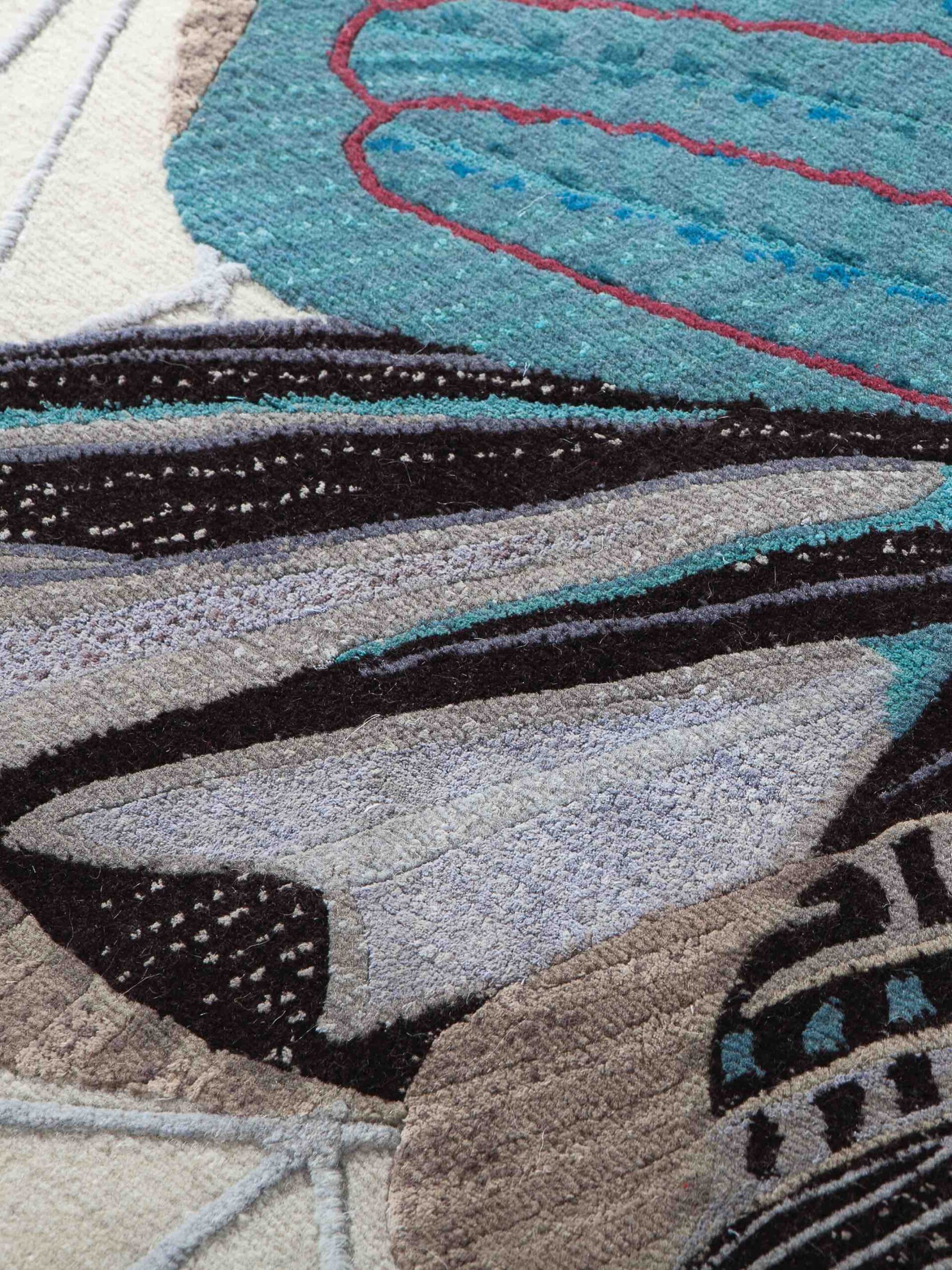 Tacua Oval Designer Wool / Bamboo Silk Rug