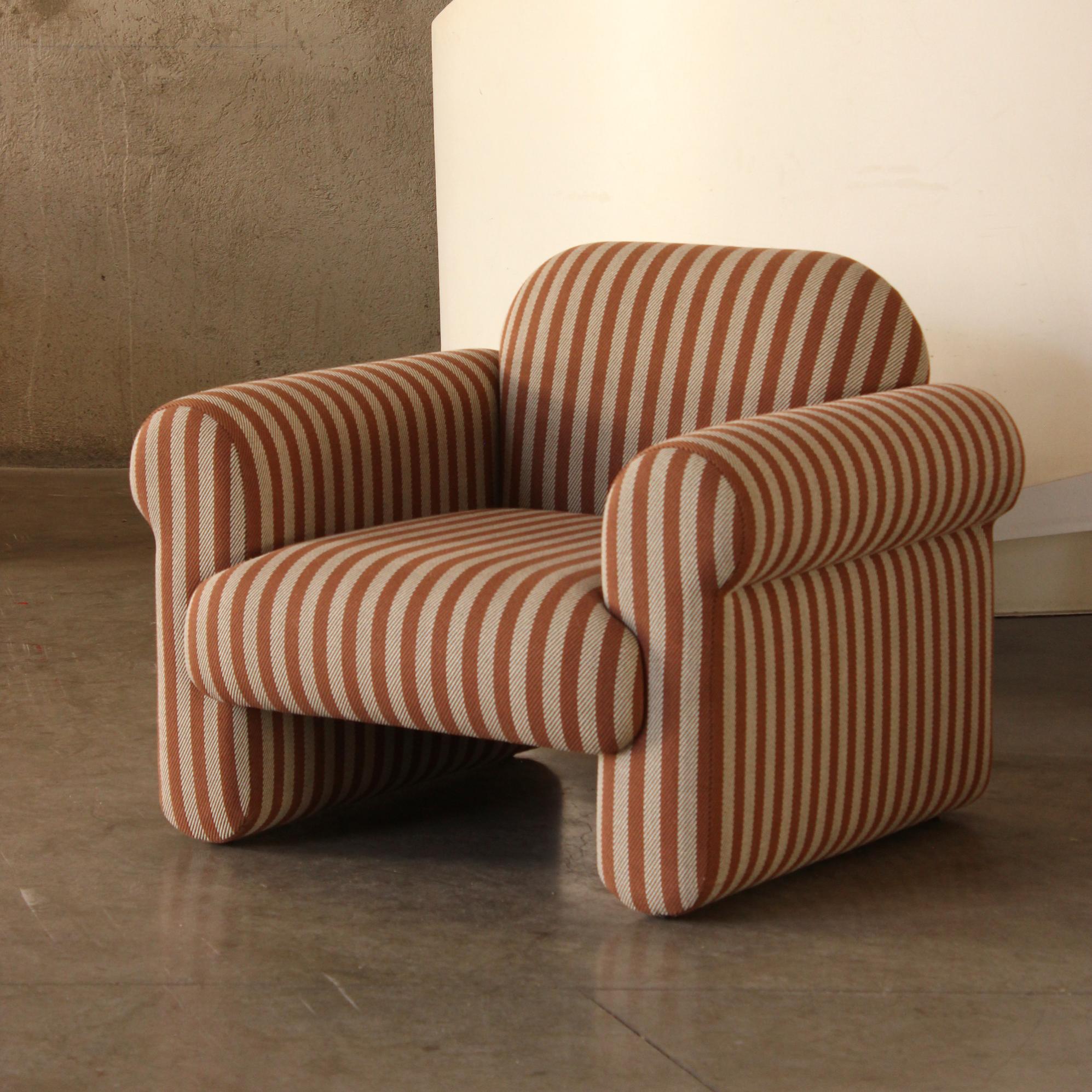 Oscar Artisanal Armchair