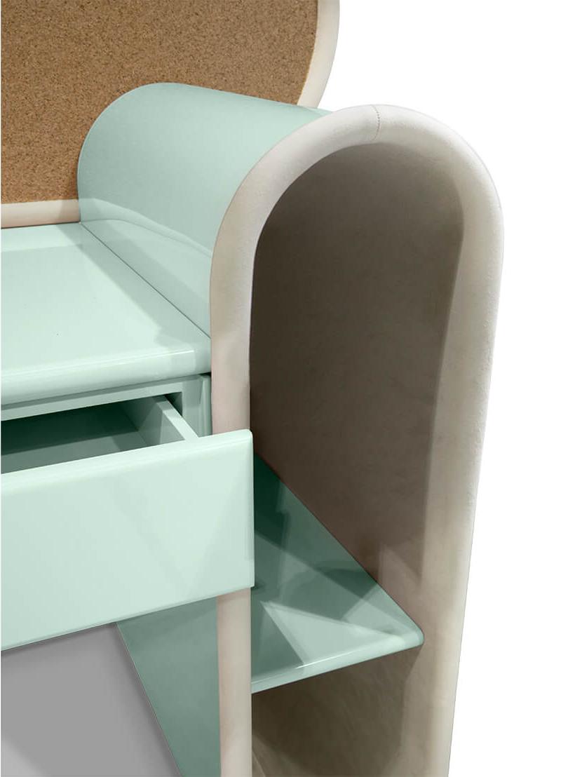 Bubble Gum Desk