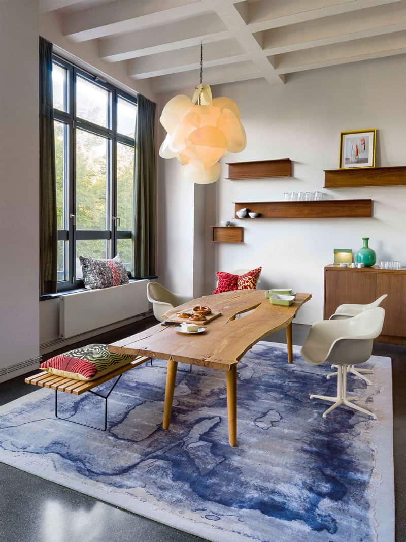 Mono Blue Luxury Hand-Woven Rug