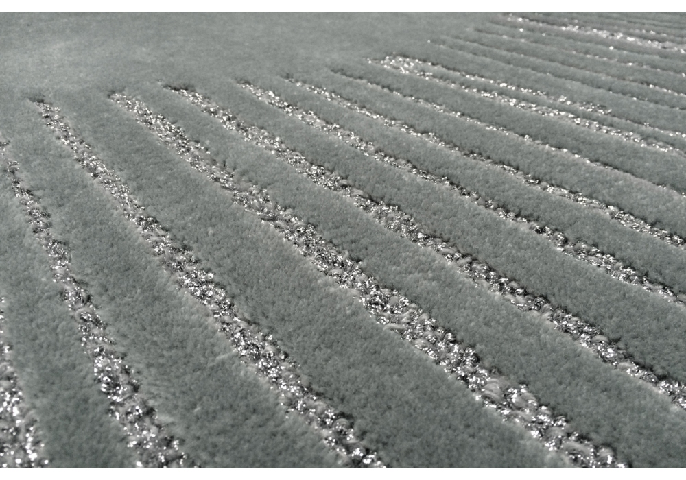 Oval Wool / Lurex Hand-woven Luxury Rug | Size: 200 x 300 cm