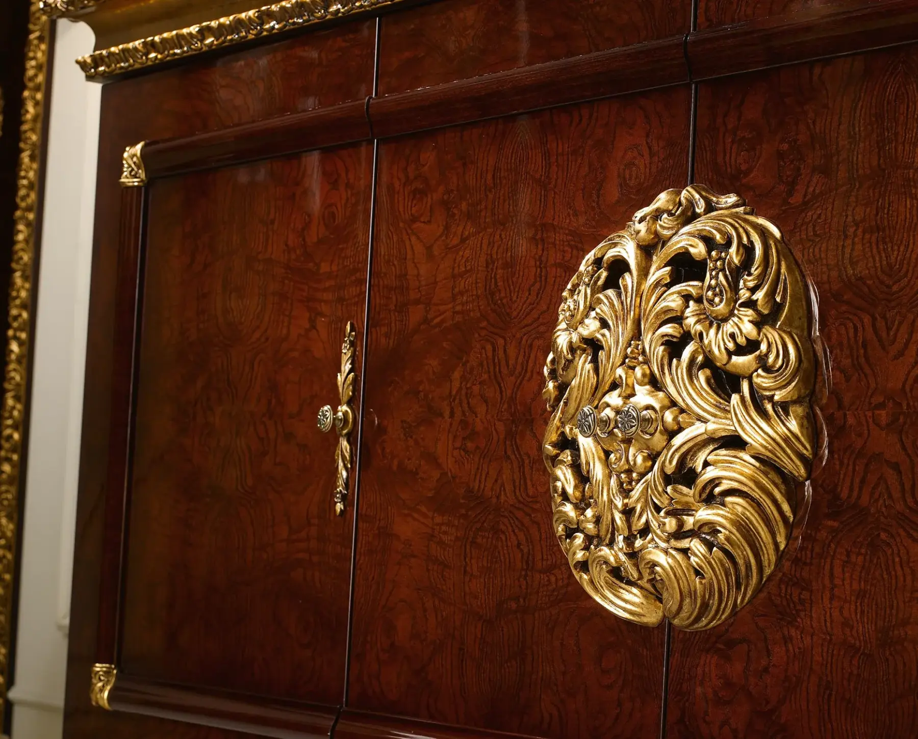 Elegance Classic Sideboard