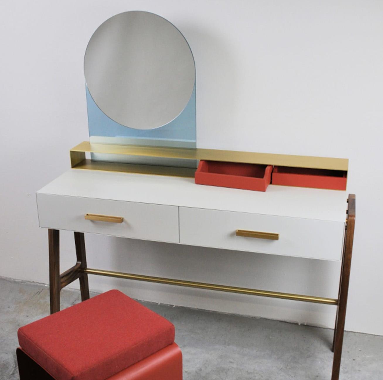 Premium Vanity Table with Mirror