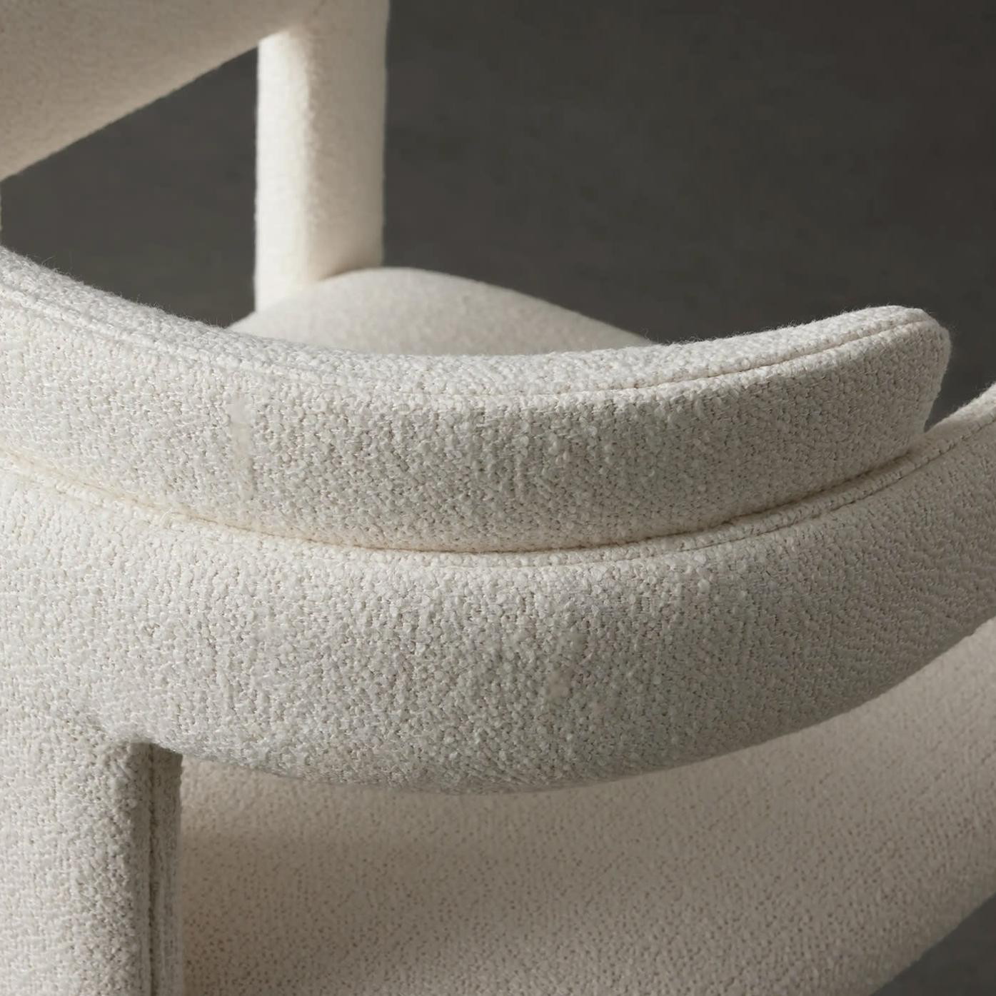 Iris Curved Chair with Armrests