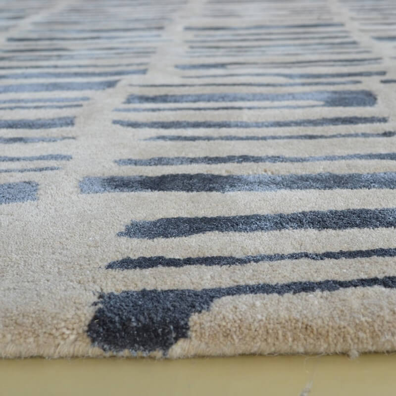 Skintilla Midnight Rug | Size: 200 x 280 cm