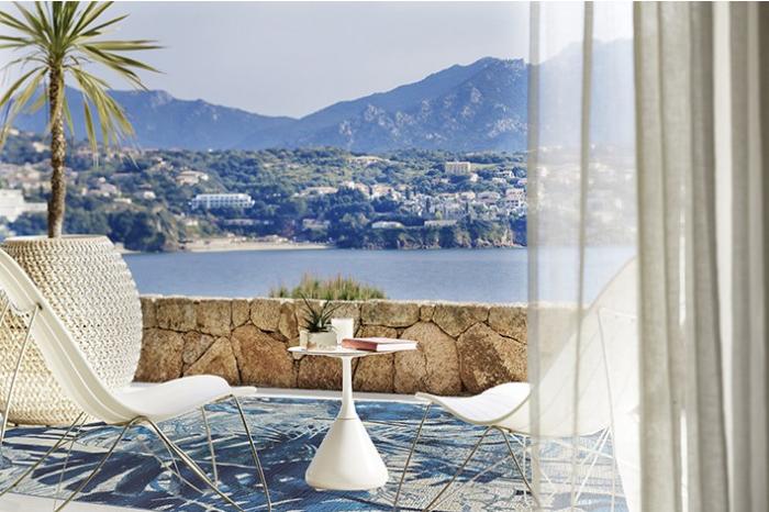 Amazon Flat Woven Indoor / Outdoor Rug | Size: 300 x 400 cm