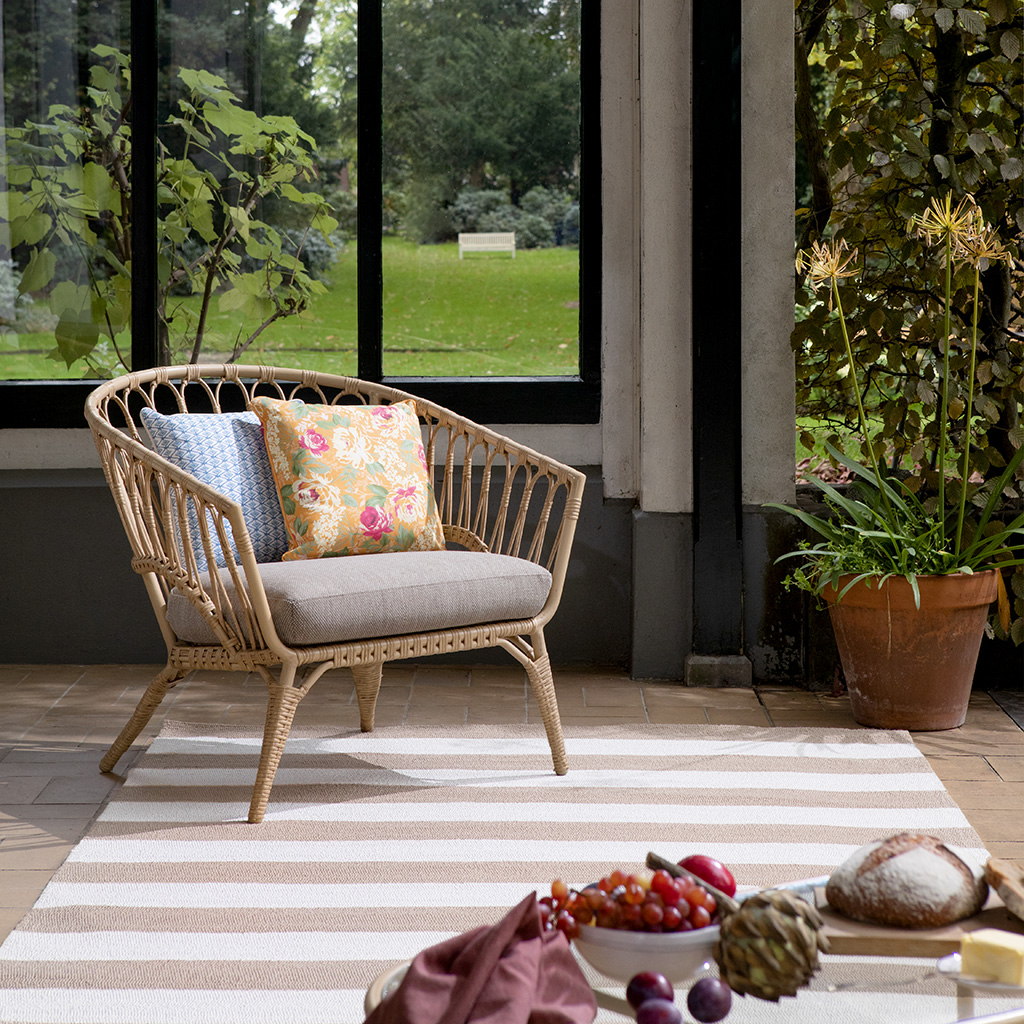 Pale Ochre Outdoor Rug | Size: 140 x 200 cm
