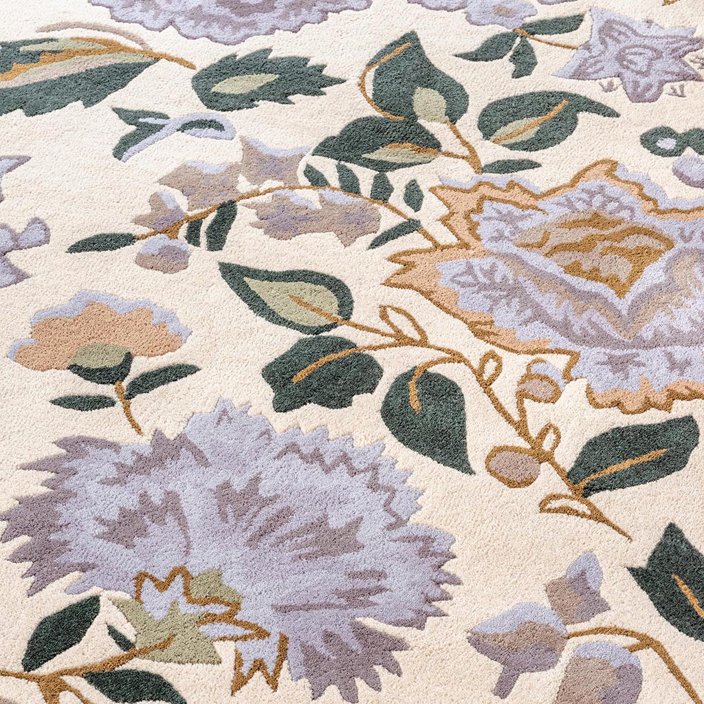 Botanical Floral Heather Purple Rug | Size: 140 x 200 cm