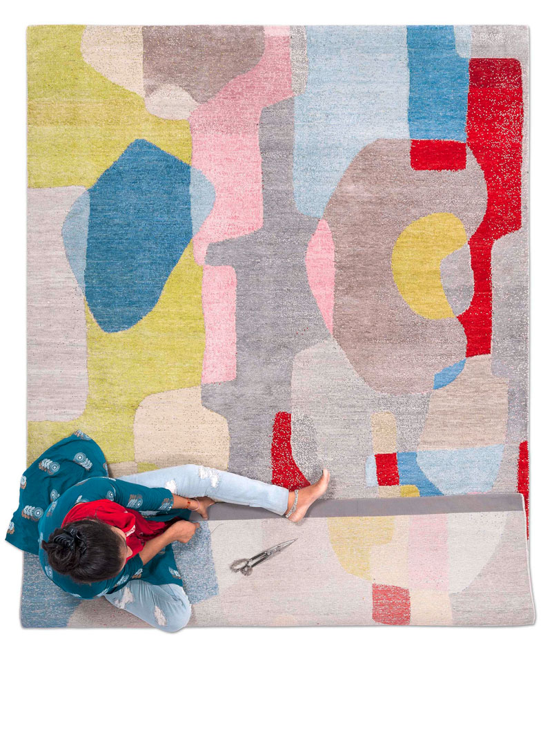 Original Hand-Knotted Wool / Silk Rug