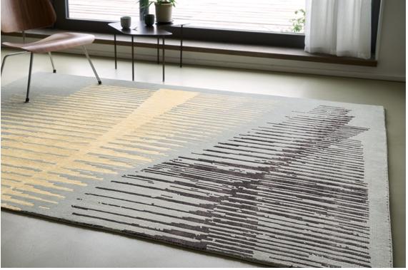 Viscose / Wool Handwoven Abstract Luxury Rug