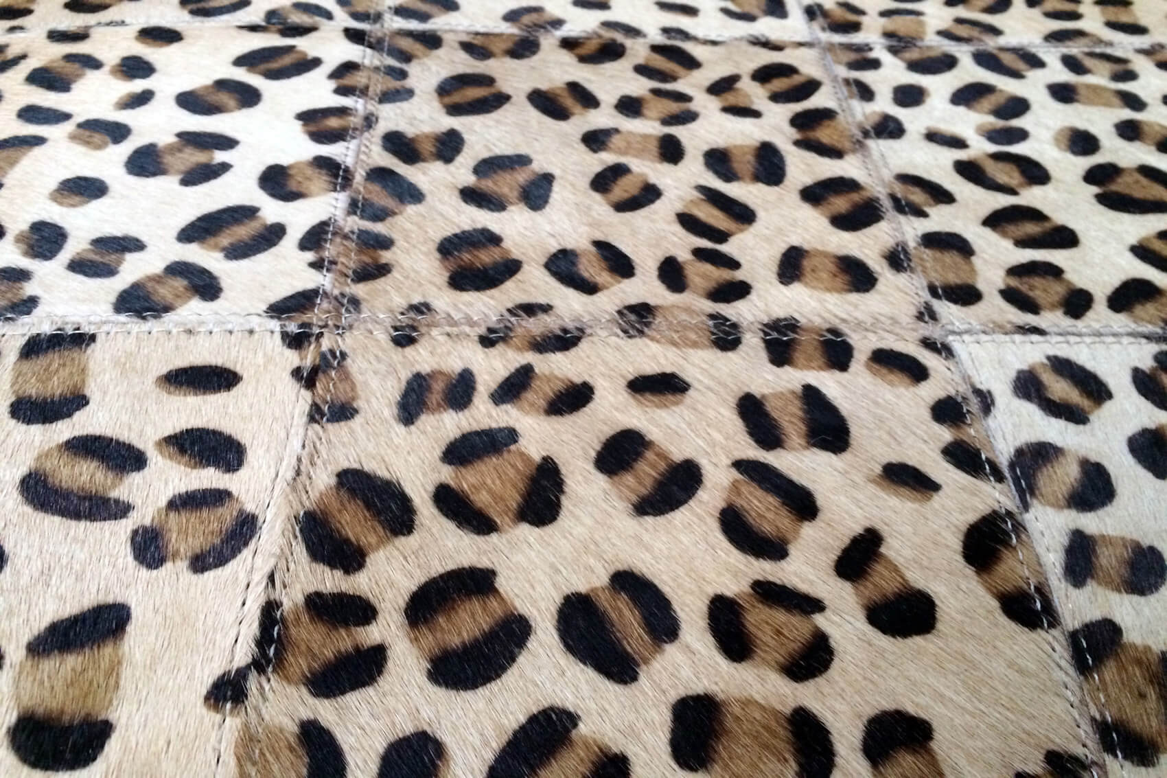 Clarke Rug | Size: 200 x 300 cm