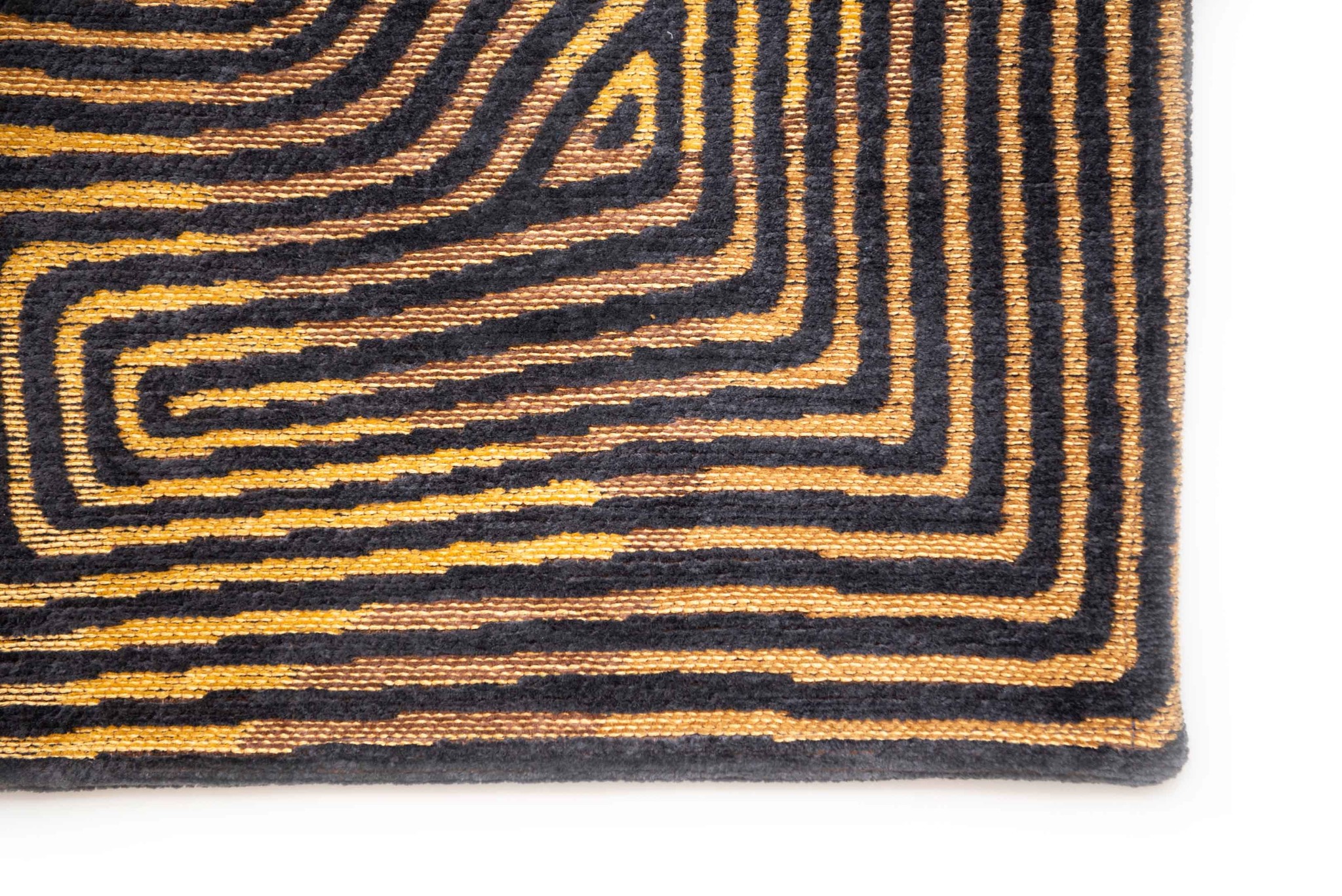 Black Gold Belgian Flatwoven Rug