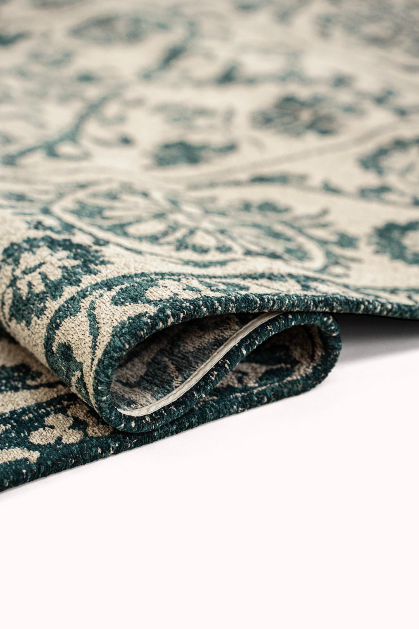 Teal Suzani Floral Motif Rug | Size: 200 × 280 cm